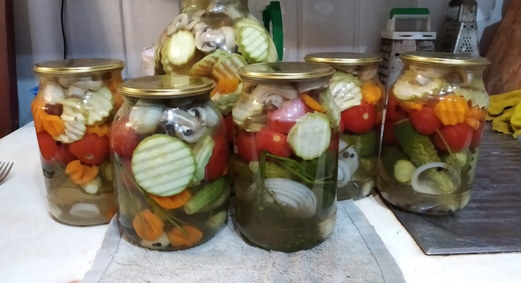 1 кілограм овочів – і вся сім’я сита на 3 дні: рецепт, який дарма забули – коли немає світла, це порятунок 