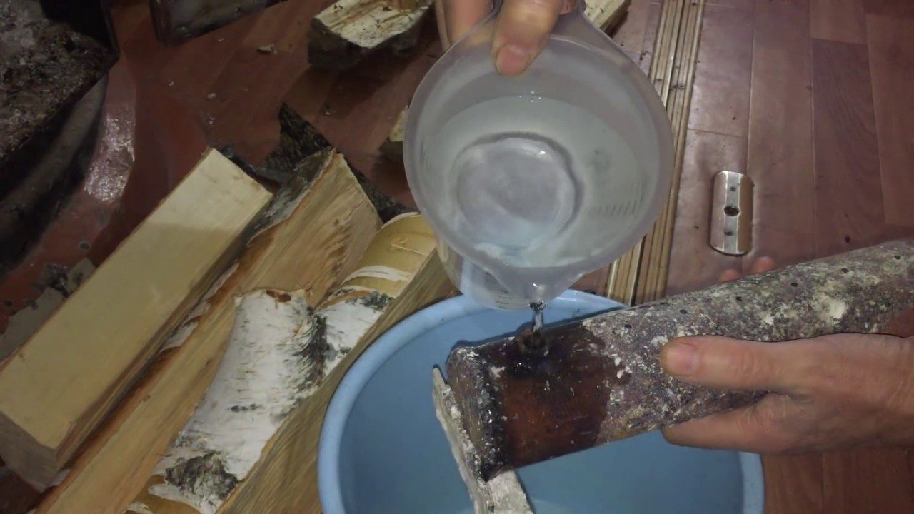 Досвідчені господарі розповіли, як власноруч створити вічне поліно для печі