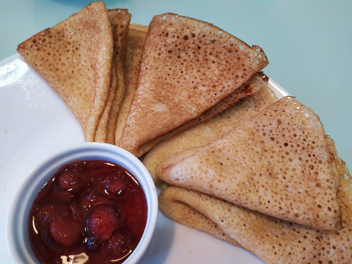 Експерти розповіли, як змінити рецептуру тіста для млинців, аби вони вийшли ідеальними