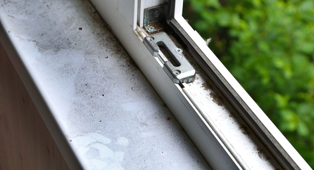 Як повернути білосніжний блиск будь-якому пластикову підвіконню за 5 хвилин – 7 дієвих трюків від покоївок 