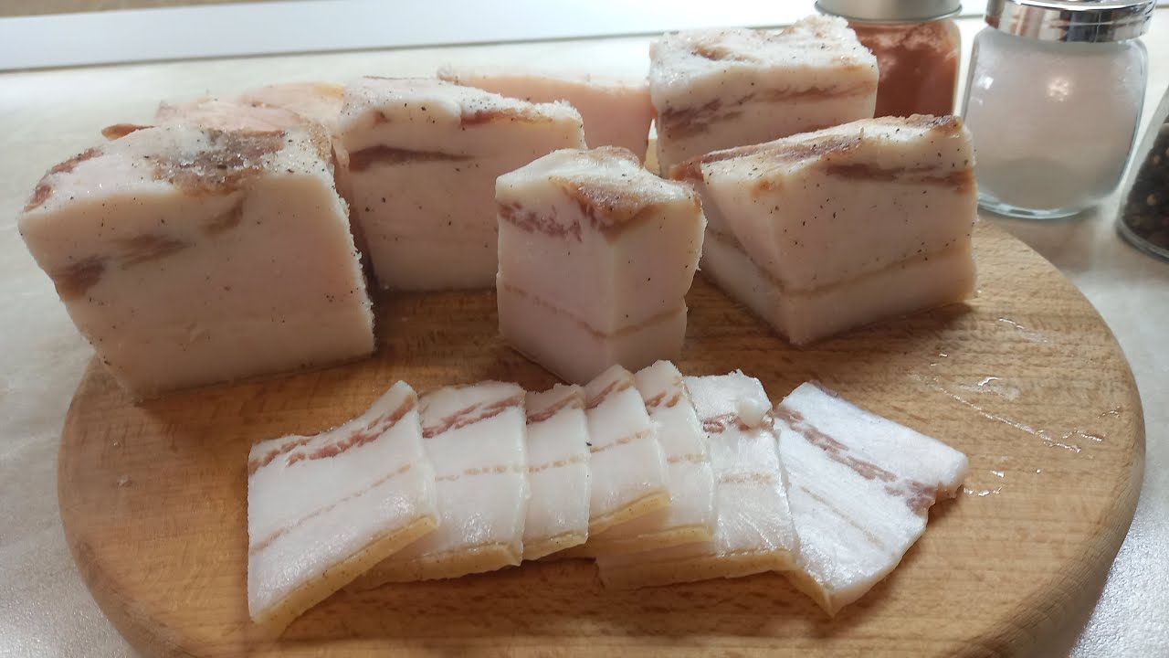 Кулінари розповіли, як приготувати дуже смачне солоне сало з цукром