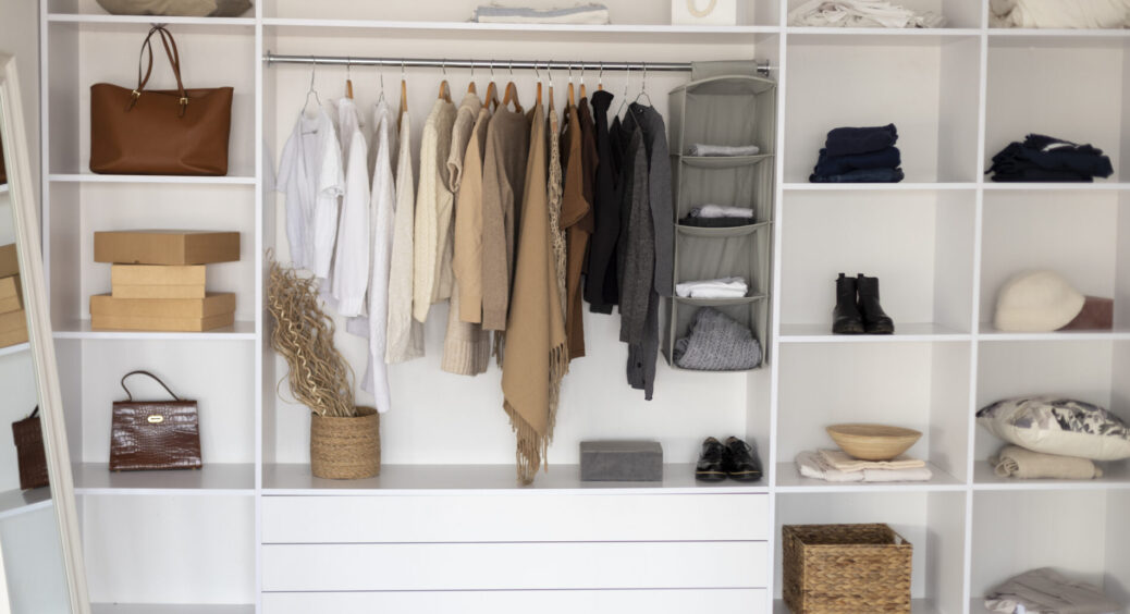 Кладу 1 копійчану дрібницю у шафу з одягом – і всі речі пахнуть свіжістю без ароматизаторів 