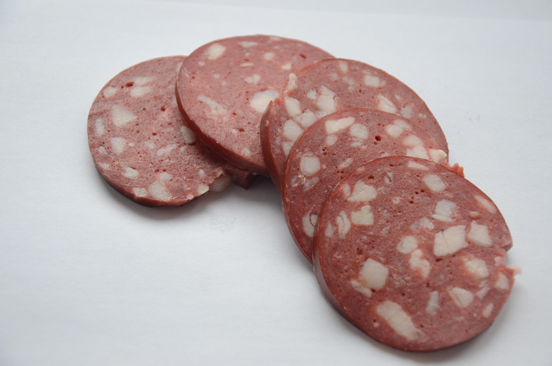 Як обирати якісну ковбасу