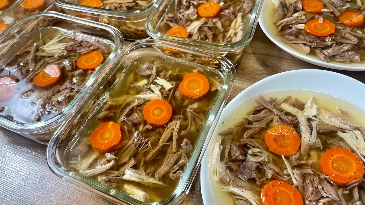 Кулінари розповіли, як зварити смачний холодець із курки без желатину