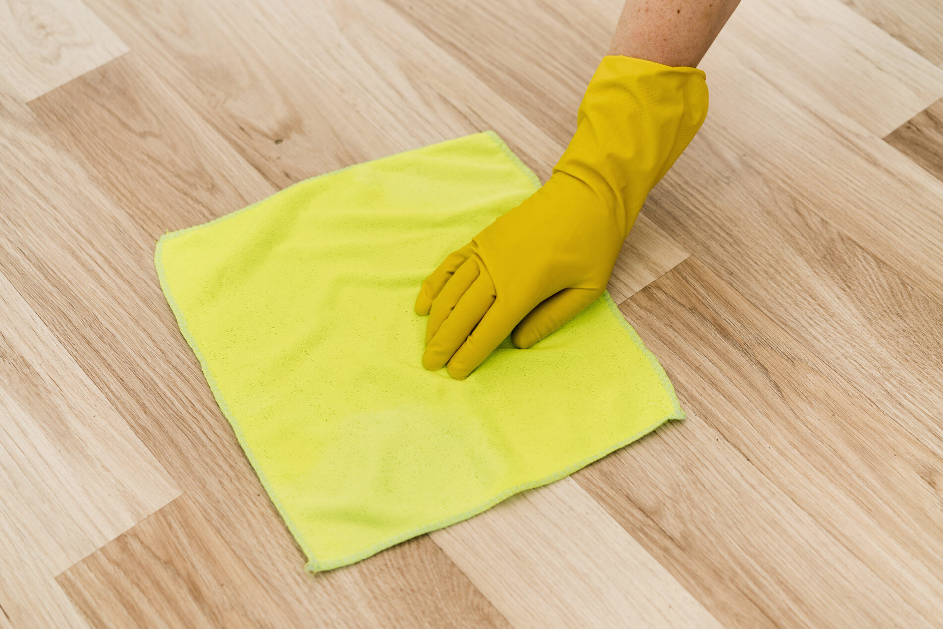 Експерти розповіли, як прибирати пил вдвічі рідше