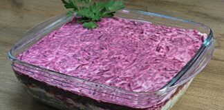 Кулінари підказали, як приготувати легкий варіант оселедця під шубою 