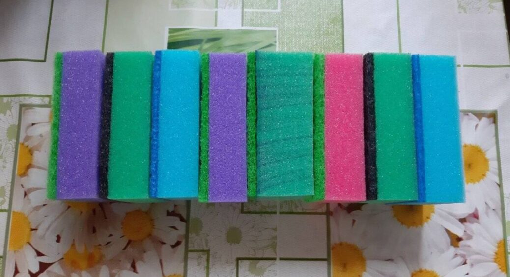 Губки для посуду – різнокольорові, і це не просто так! Тільки у 40 років дізналась, яка для чого призначена 