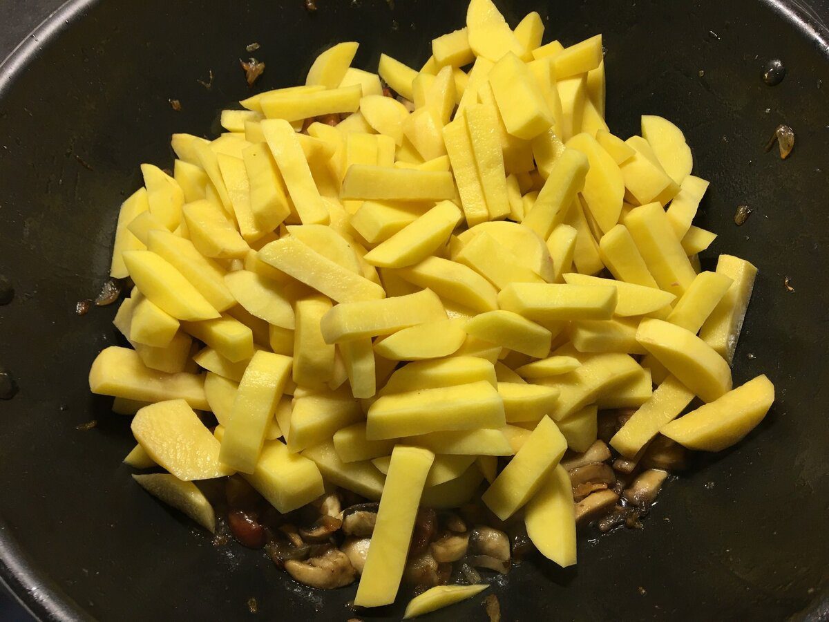 Кулінари поділилися секретами приготування ідеальної смаженої картоплі