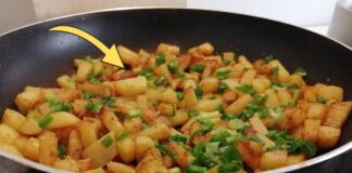 Господині розповіли, як смажити картоплю, щоб вона не прилипала до пательні 