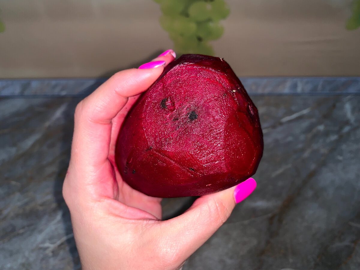 Господині розповіли, що зробити, щоб буряк не фарбував руки Господині розповіли, що зробити, щоб буряк не фарбував руки