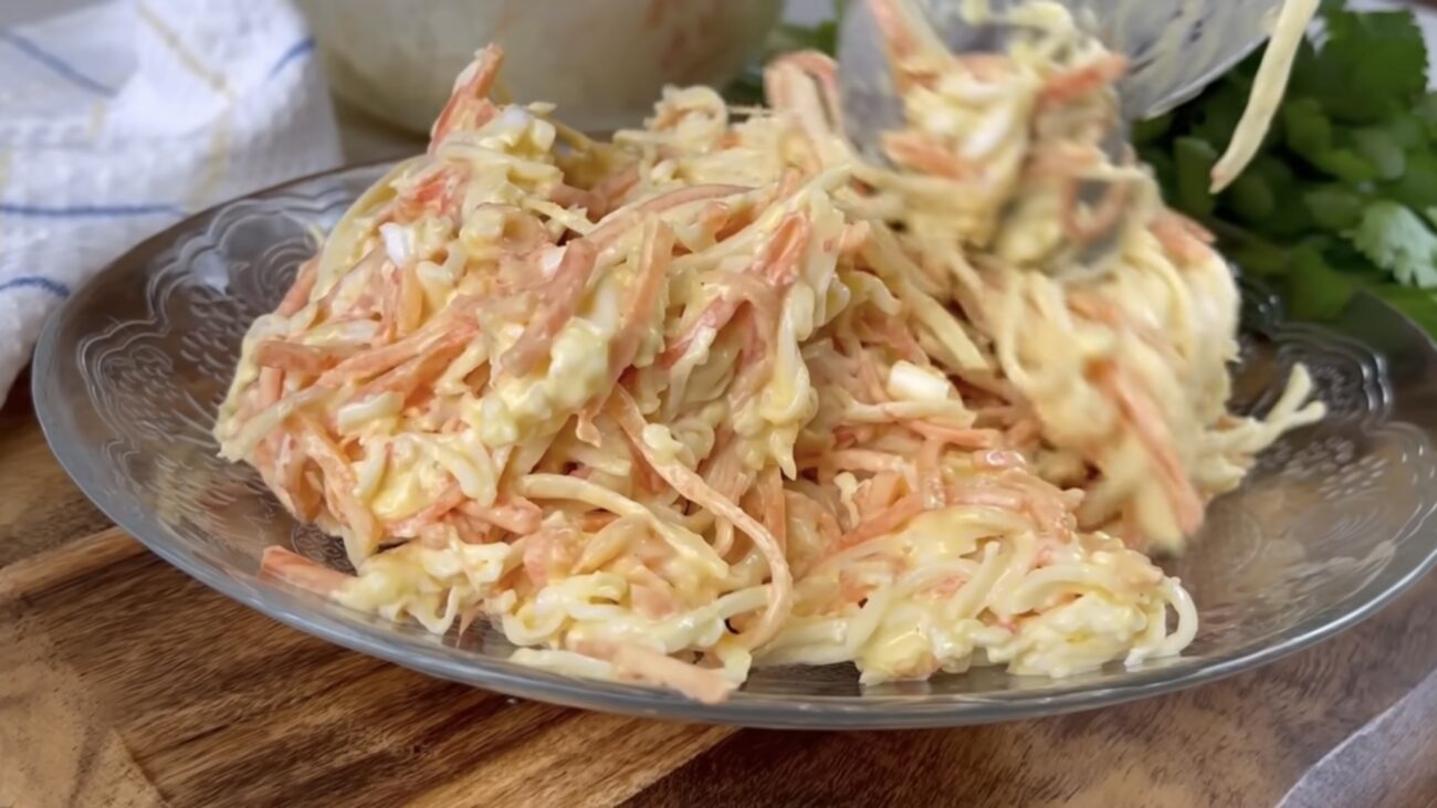 Господині розповіли, як приготувати смачну закуску з моркви Господині розповіли, як приготувати смачну закуску з моркви