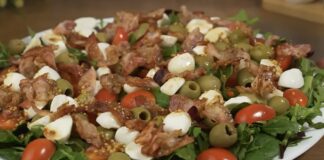 Господині розповіли рецепт святкового салату з пʼяти інгредієнтів 