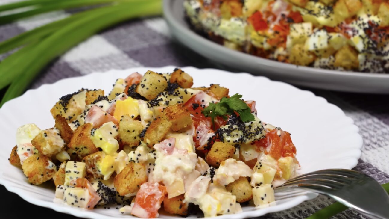 Господині розповіли рецепт смачного салату з 5 шарів Господині розповіли рецепт смачного салату з 5 шарів