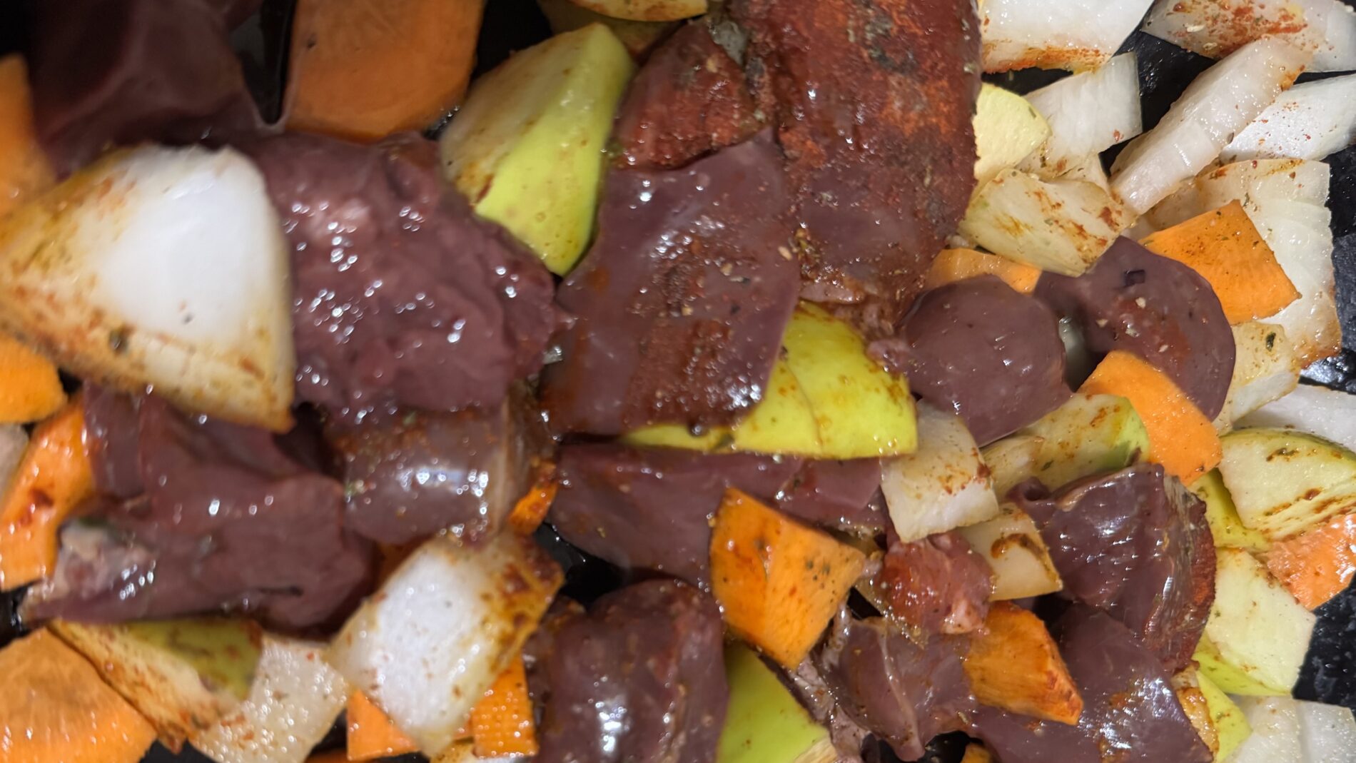 Господині розповіли, як приготувати ніжний кремовий паштет з курячої печінки 