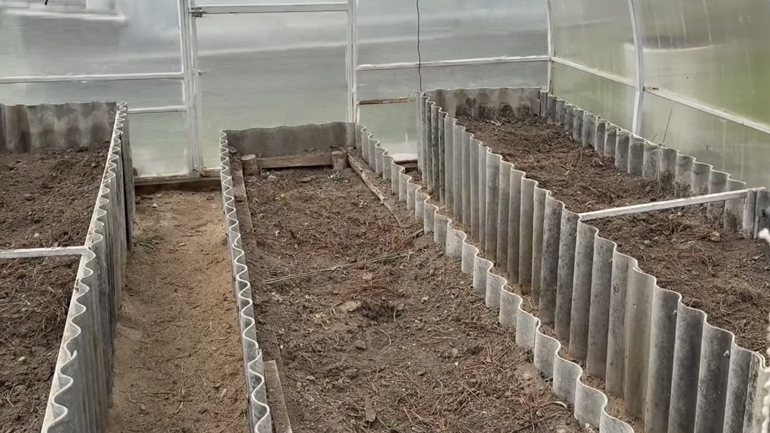 Експерти розповіли, як зробити землю родючою без гною 