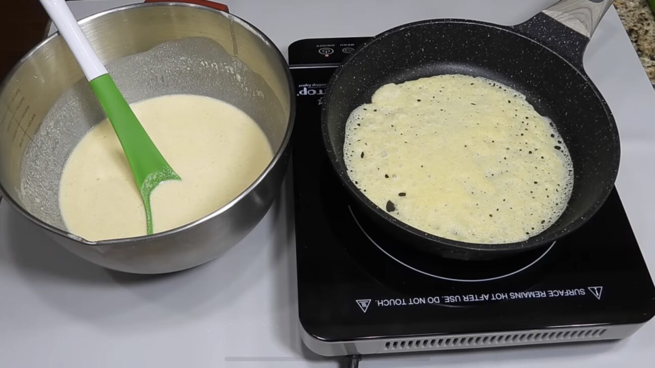 Господині розповіли, як приготувати млинці без борошна, молока і цукру Господині розповіли, як приготувати млинці без борошна, молока і цукру