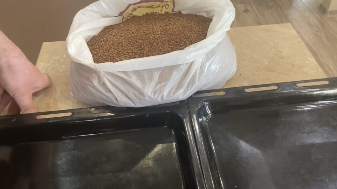 Господині розповіли лайфхак, як зберігати крупи, щоб вони не псувалися два роки Господині розповіли лайфхак, як зберігати крупи, щоб вони не псувалися два роки