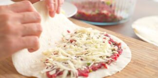 Господині розповіли, як приготувати смачний сніданок з 4 інгредієнтів 