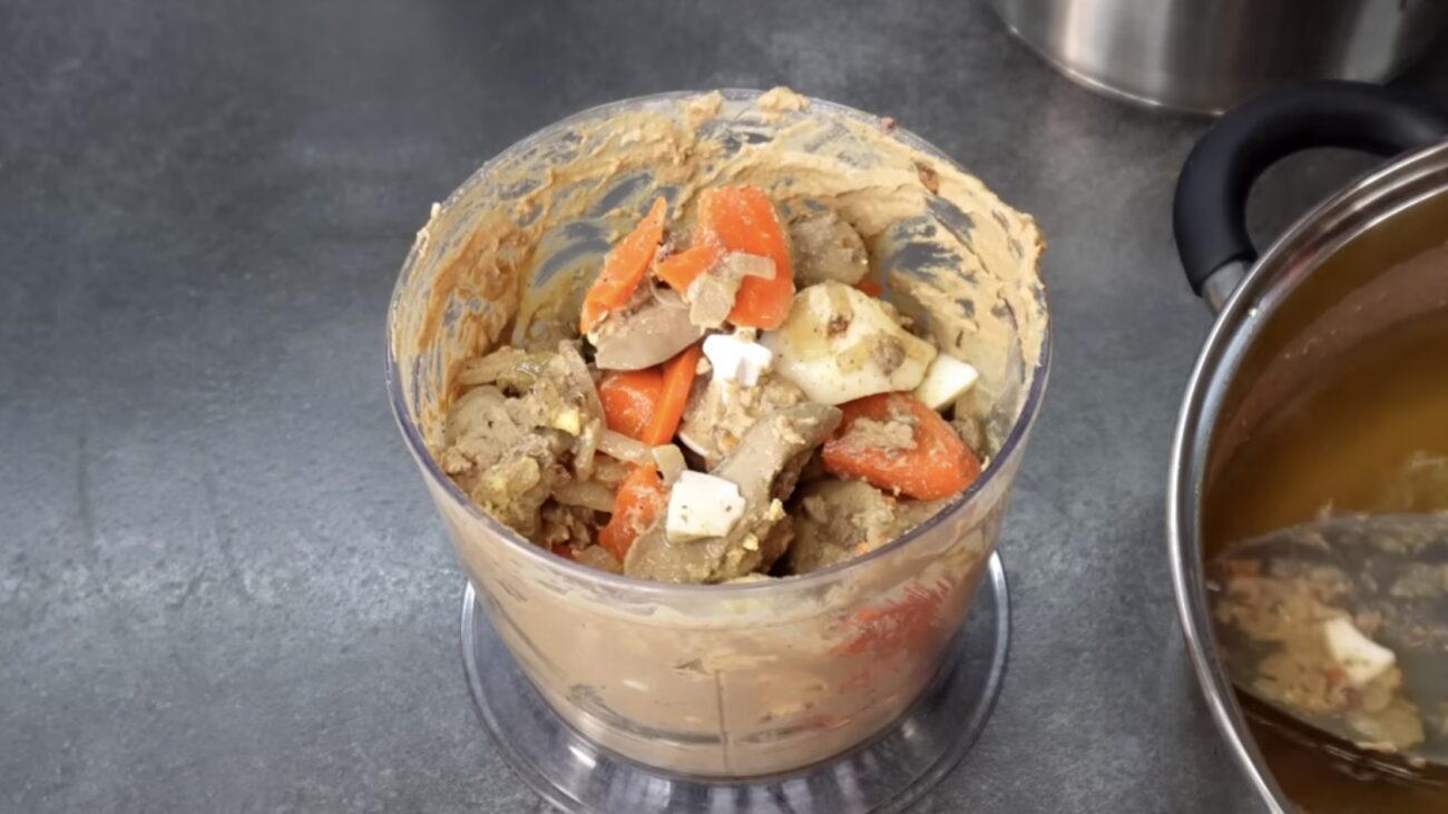 Господині розповіли, як приготувати смачний і корисний паштет на закуску Господині розповіли, як приготувати смачний і корисний паштет на закуску