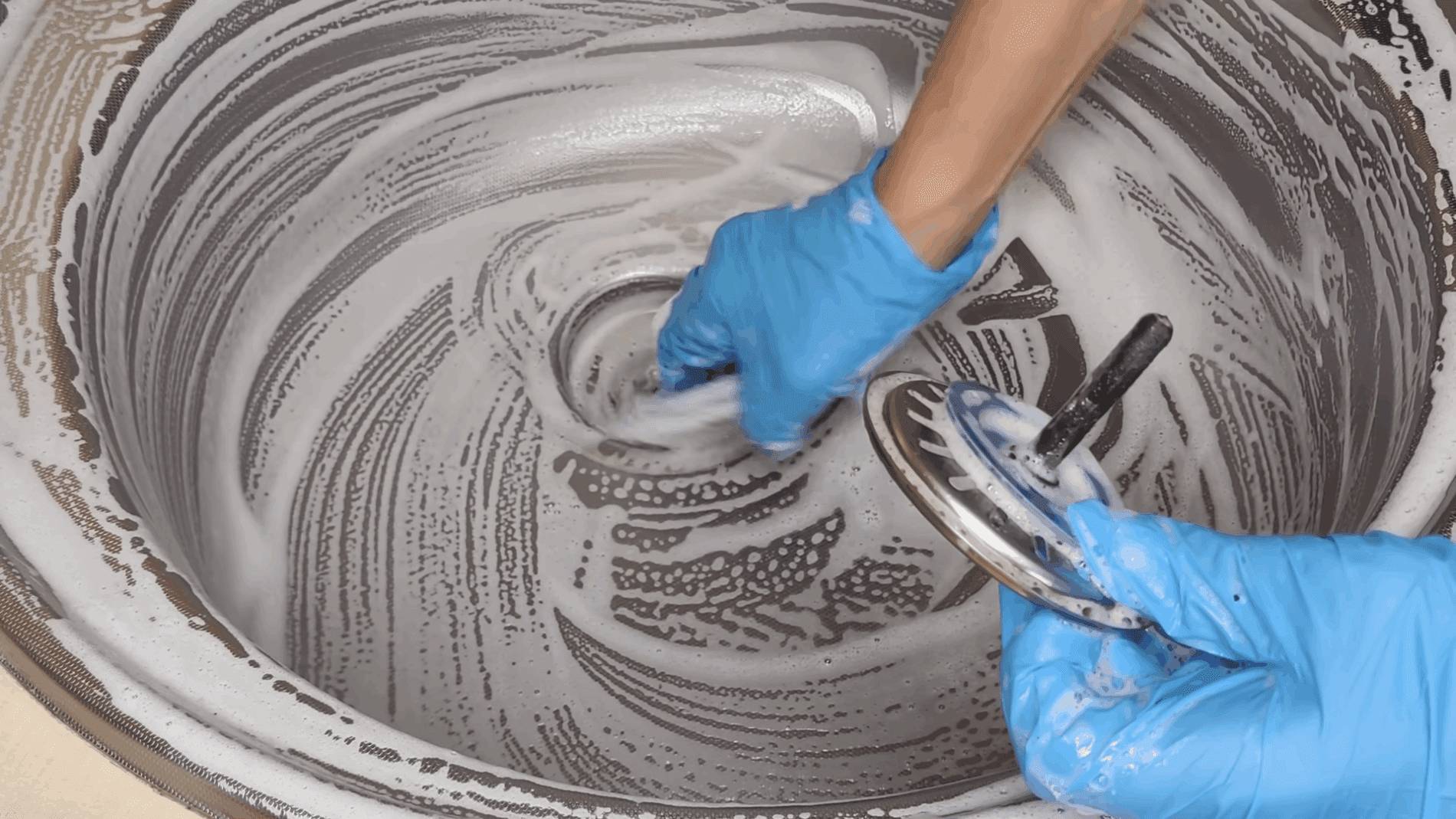 Експерти розповіли, як самостійно зробити засіб для чищення