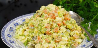 Кулінари поділилися рецептом салату, який ідеально доповнить святковий стіл