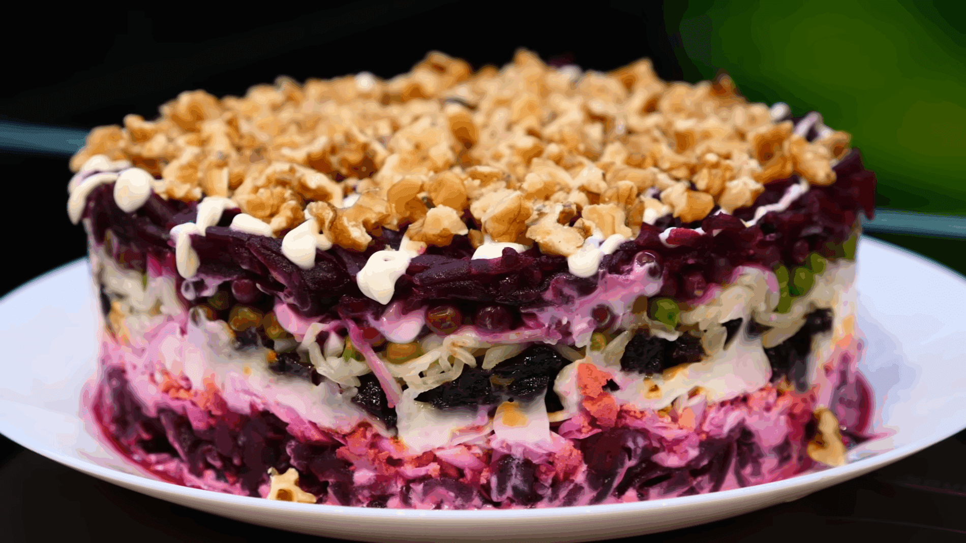 Експерти розповіли, як приготувати цікавий салат з буряка