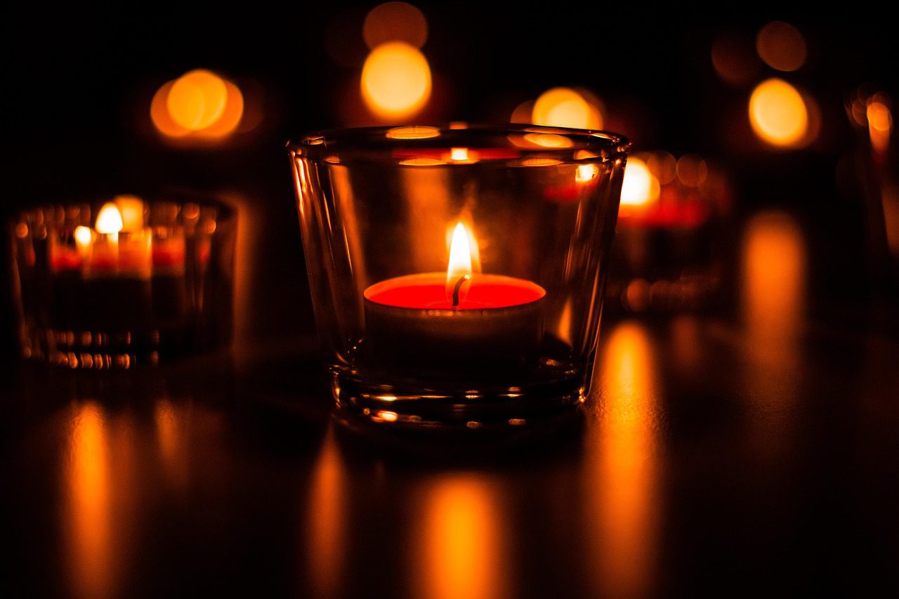 Експерти пояснили, як обігріти приміщення за допомогою всього однієї чайної свічки та миски