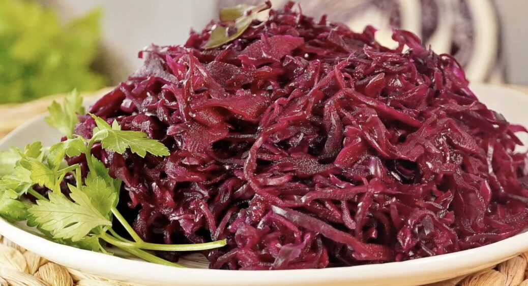 3 шеф-кухарів запитали, чи можна квасити фіолетову капусту: всі дали однакову відповідь – так чи ні? 