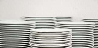 Господині розповіли, як навести чистоту вдома без зайвої хімії