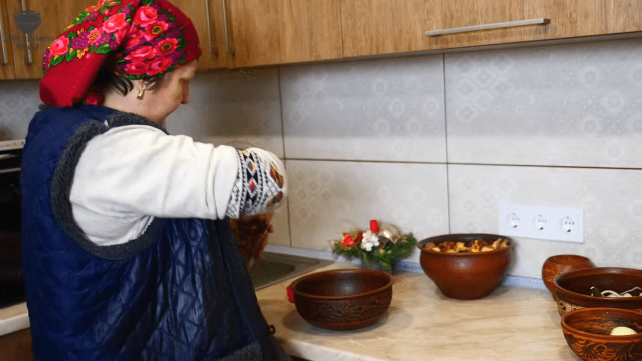 Господині порадили страви, які варто приготувати на Миколая