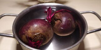 Як очистити каструлю після варіння буряка