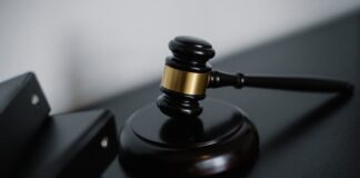 Юристи порадили, як безпечно передати майно у спадок