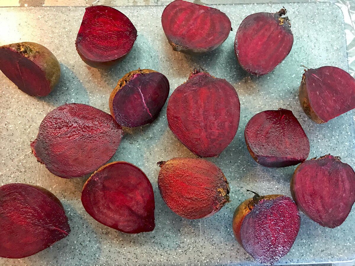 Кулінари розкрили два основні методи приготування буряка без втрати кольору – поради