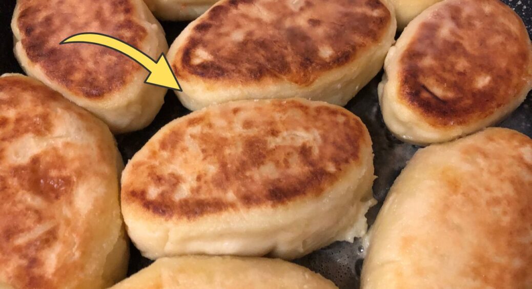 Тісто на пиріжки “росте” без дріжджів, якщо покласти 1 ложку цього: тітка-пекарка “старої школи” порадила 