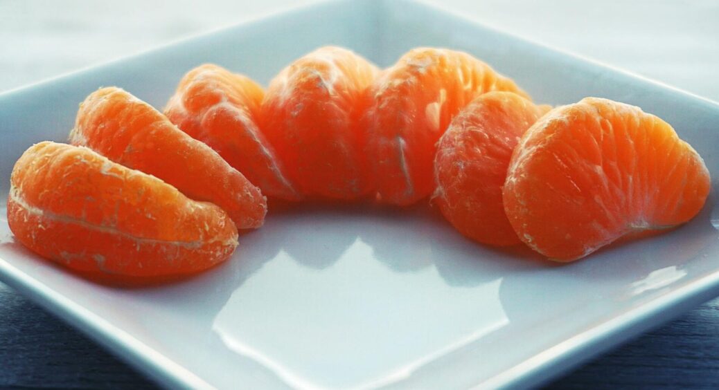 Мандарини не запліснявіють до середини січня 2026: тримаю їх в 1 суміші за порадою продавчині з ринку 