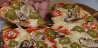 Кулінари поділилися рецептом піци з рідкого тіста без духовки 