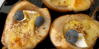 Кулінари розповіли як приготувати запечені груші з камамбером