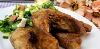 Кухарі пояснили, як смажити рибу так, щоб вона не розвалювалась 