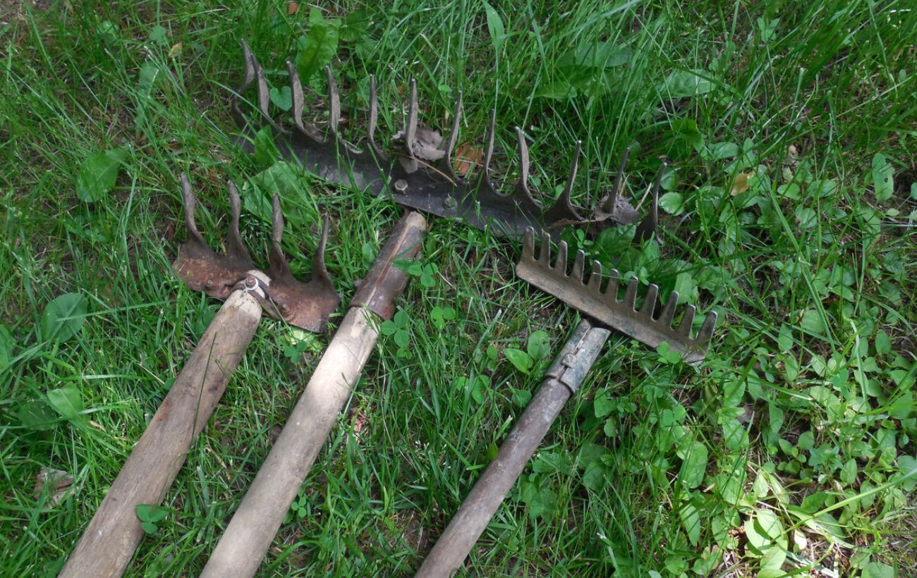 Як зберігати садовий інвентар