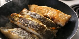 Шеф-кухарі поділилися рецептом приготування риби без неприємного запаху