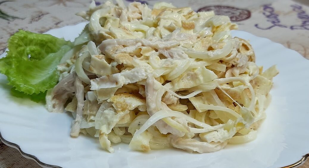 Салат “Ніжність” готую без майонезу – 1 соус із кухні робить смак легким, святковим і дуже ніжним 