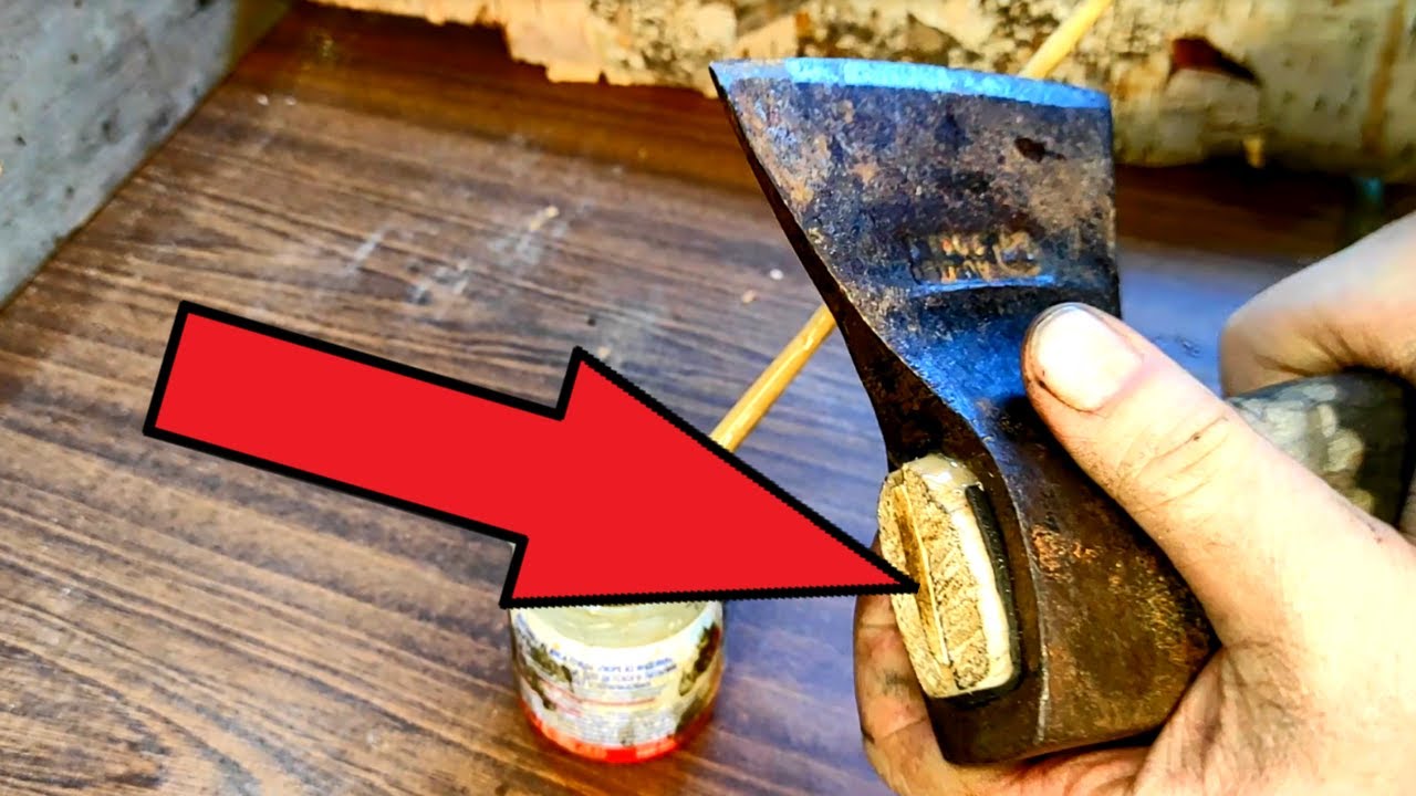 Господарі розповіли, як правильно заточити сокиру в домашніх умовах