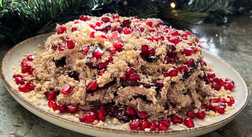 “Олів’є”, киш зі столу – знайшла салат в 100 разів смачніше та ситніше: ідеальний варіант на Новий рік 2026 