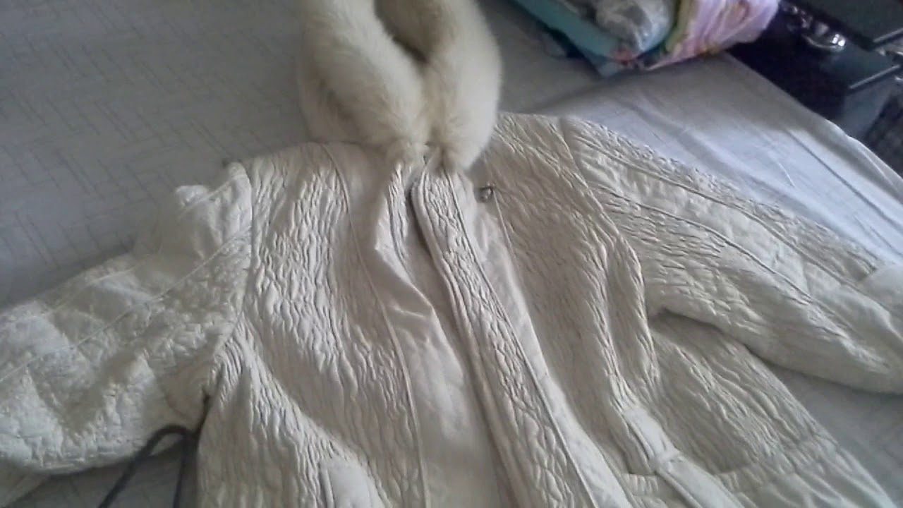 Господині розповіли, як можна легко очистити брудний комір пуховика без прання