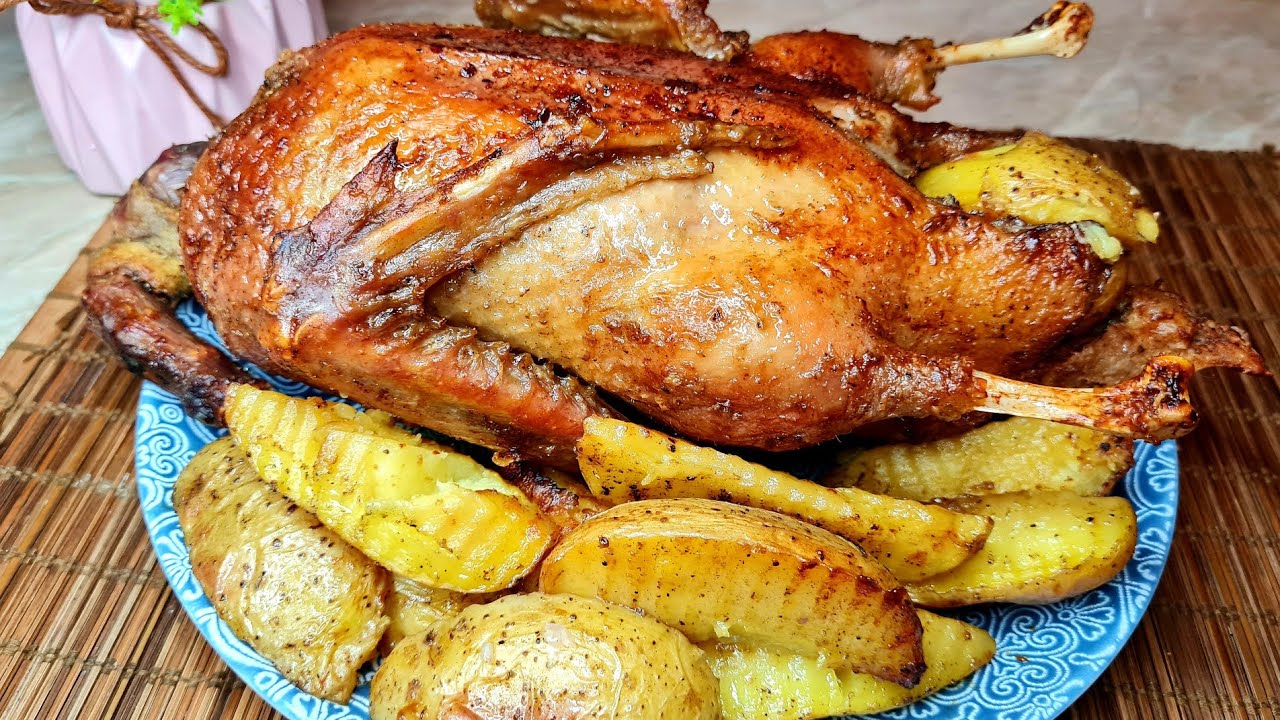 Шеф-кухарі розповіли, як приготувати маринад для соковитої новорічної качки