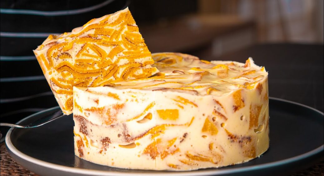 Беру 300 г гарбуза, 400 мл молока та 2 яйця – і готую неймовірно ніжний торт без випічки: простий рецепт 