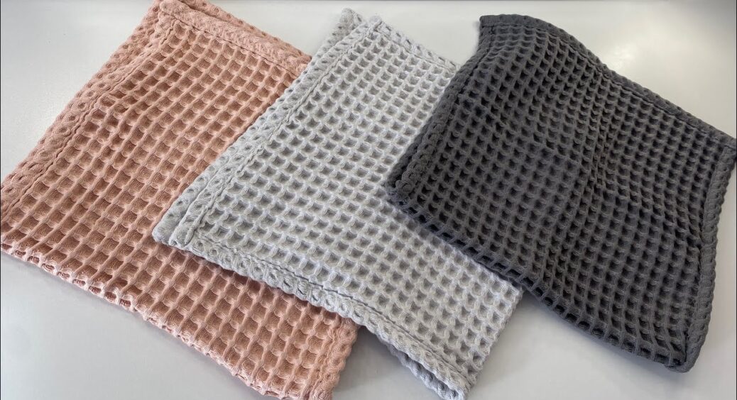 Чищу “замизгані” кухонні рушники без прання: користуюсь цією новомодною технологією – свіжі вже через 10 хв 