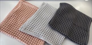 Господині розповіли, як легко почистити заляпані кухонні рушники без прання