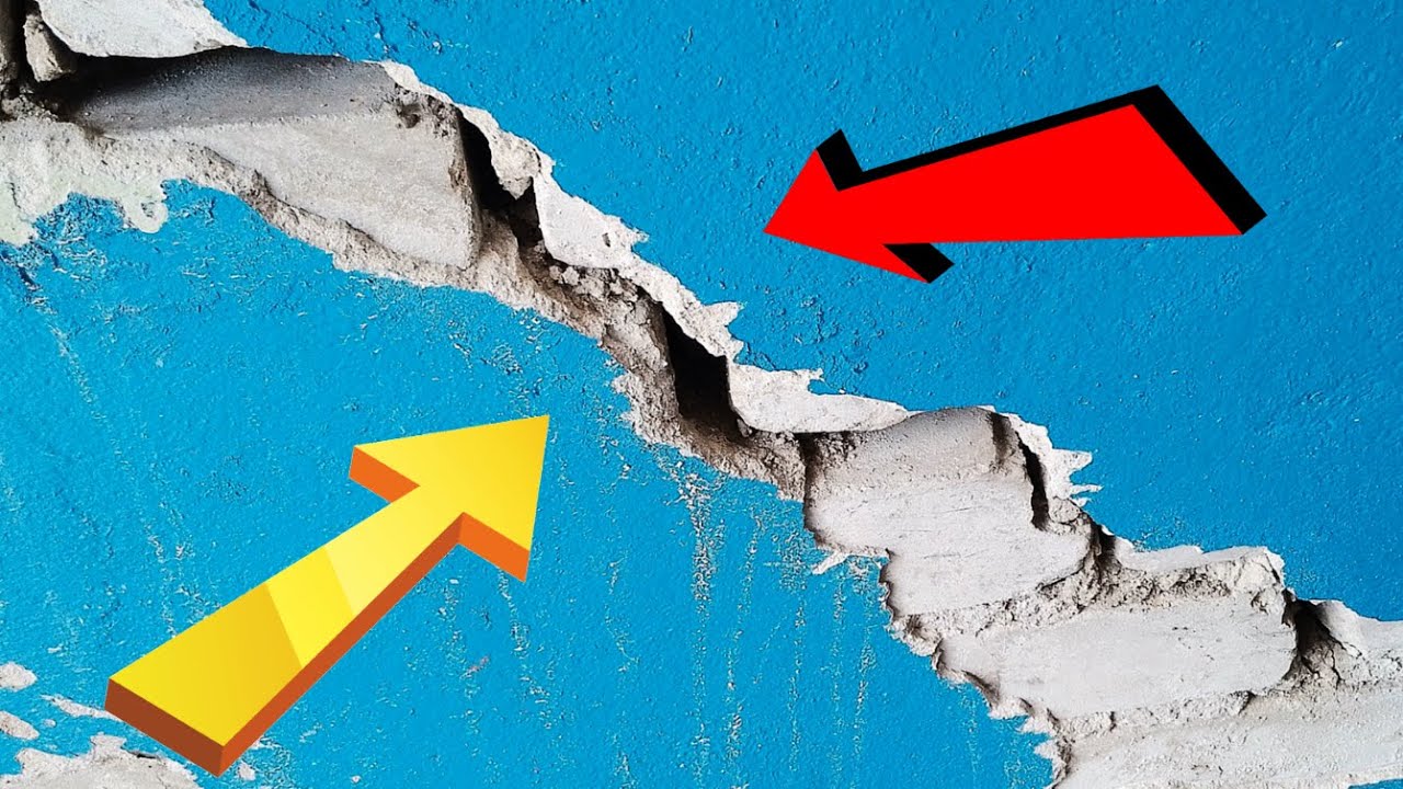 Будівельники розповіли, як можна легко та швидко закласти тріщину в стіні