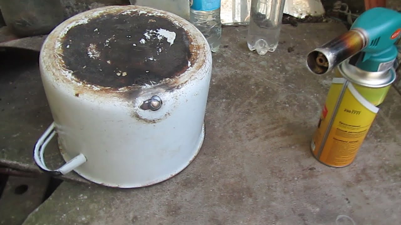 Господині розповіли, як можна легко й швидко відновити емальований посуд